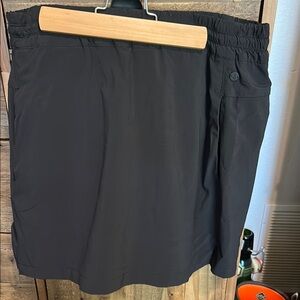 Tommy Bahama Black Athleic Skirt